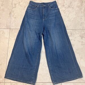 Free- Uniqlo GU wide leg jeans